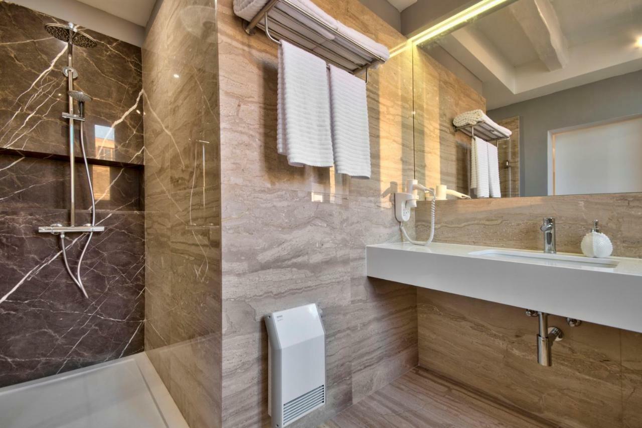 Mint Suite No3 Валетта Экстерьер фото